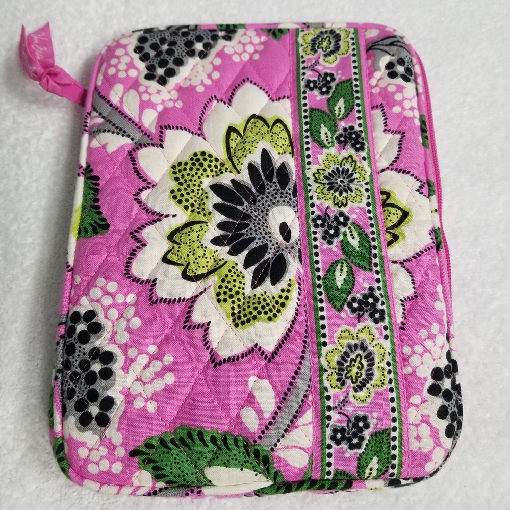 Pristine Vera Bradley Priscilla Pink tablet case